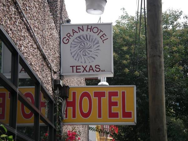 Gran Hotel Texas in Cuauhtemoc, Mexico