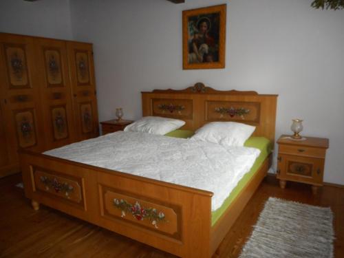 Slovácká chalupa — 4-Star Luxury Hotel in Ratiskovice, Czech Republic