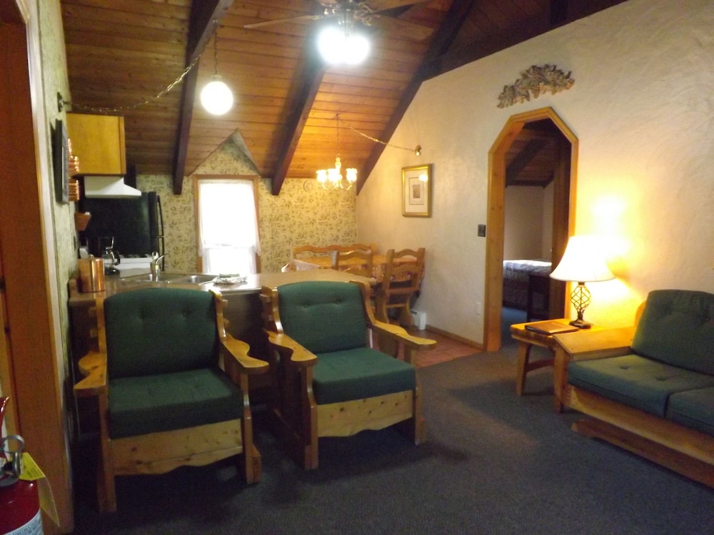 Arizona Mountain Inn and Cabins - photo 254