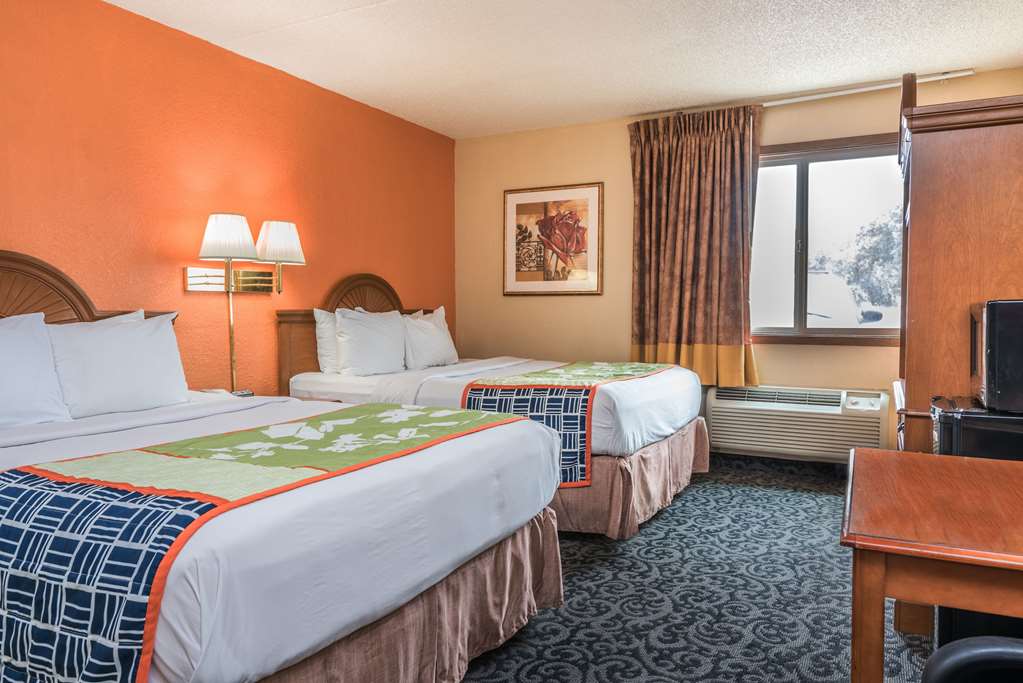 Howard Johnson by Wyndham Billings - photo 16