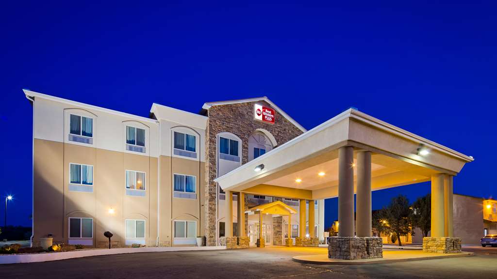 Best Western Plus Montezuma Inn & Suites - featured photo