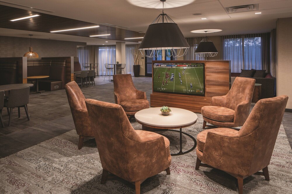 Courtyard by Marriott Petoskey at Victories Square - photo 19