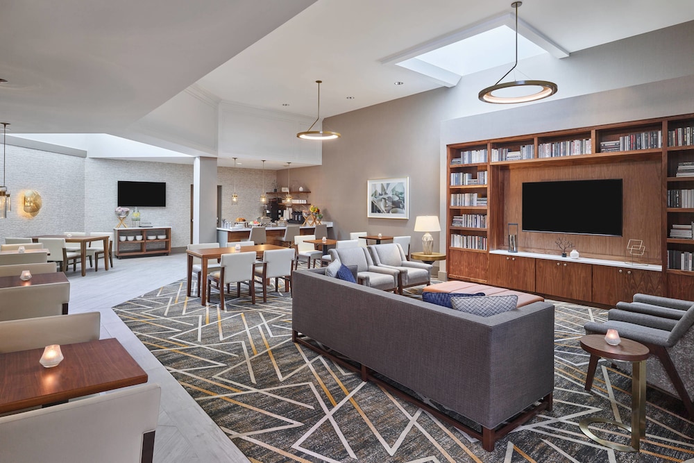 Sheraton Portland Airport Hotel - featured photo