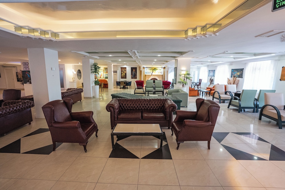 Buyuk Berk Otel — Ayvalik — photo 5