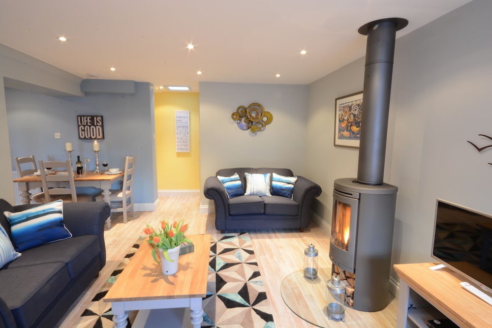 Bunny Cottage Aldeburgh — 4-Star Luxury Hotel in Aldeburgh, United Kingdom