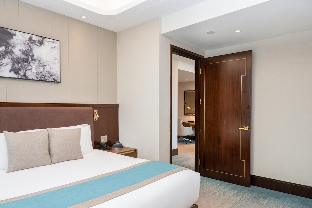 Blossom Hotel Houston Curio Collection by Hilton - photo 28