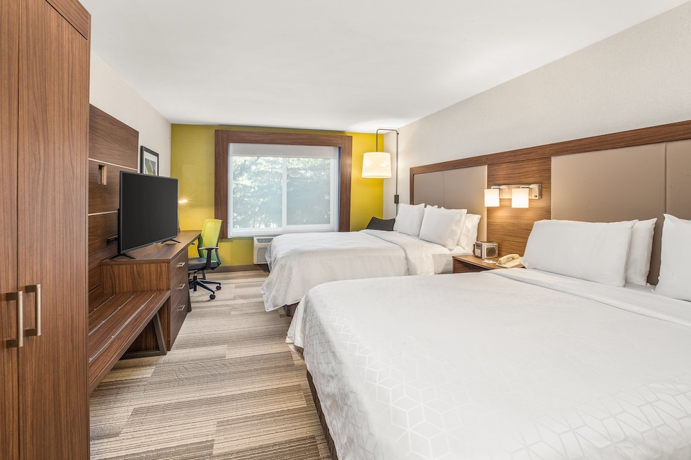 Holiday Inn Express & Suites Tacoma by IHG - photo 4