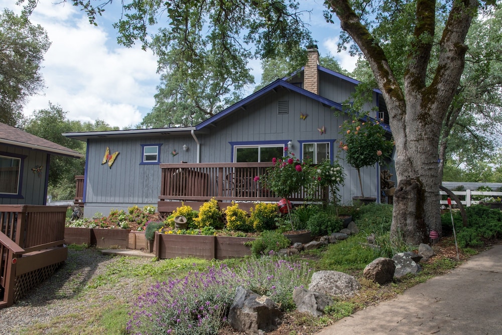 Little Valley Inn - photo 59