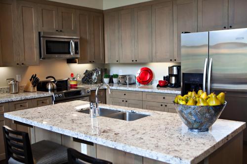 Westin Riverfront Penthouse — 5-Star Luxury Hotel in Beavercreek, United States