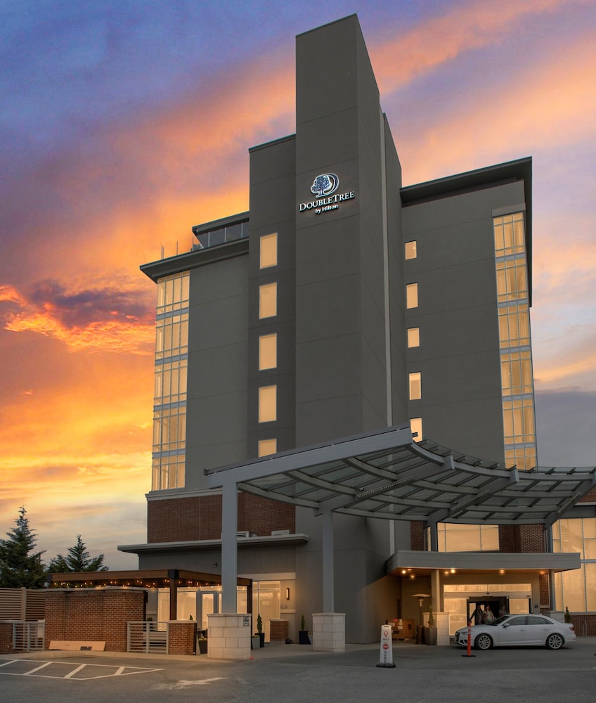 DoubleTree by Hilton Asheville Downtown - photo 80