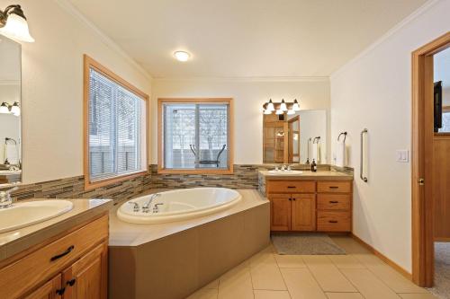 9 Hoodoo - photo 38