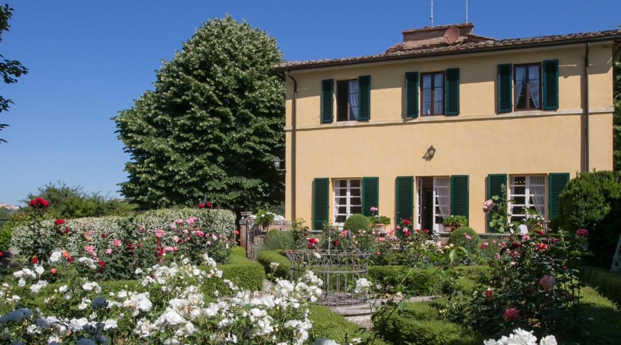 Villa la Strega — 4-Star Luxury Hotel in Siena, Italy