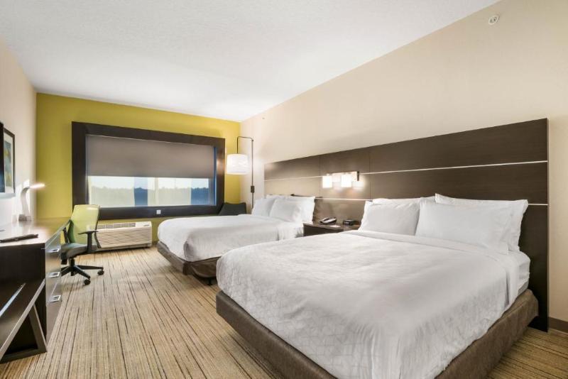 Holiday Inn Express Jacksonville Town Center - photo 43