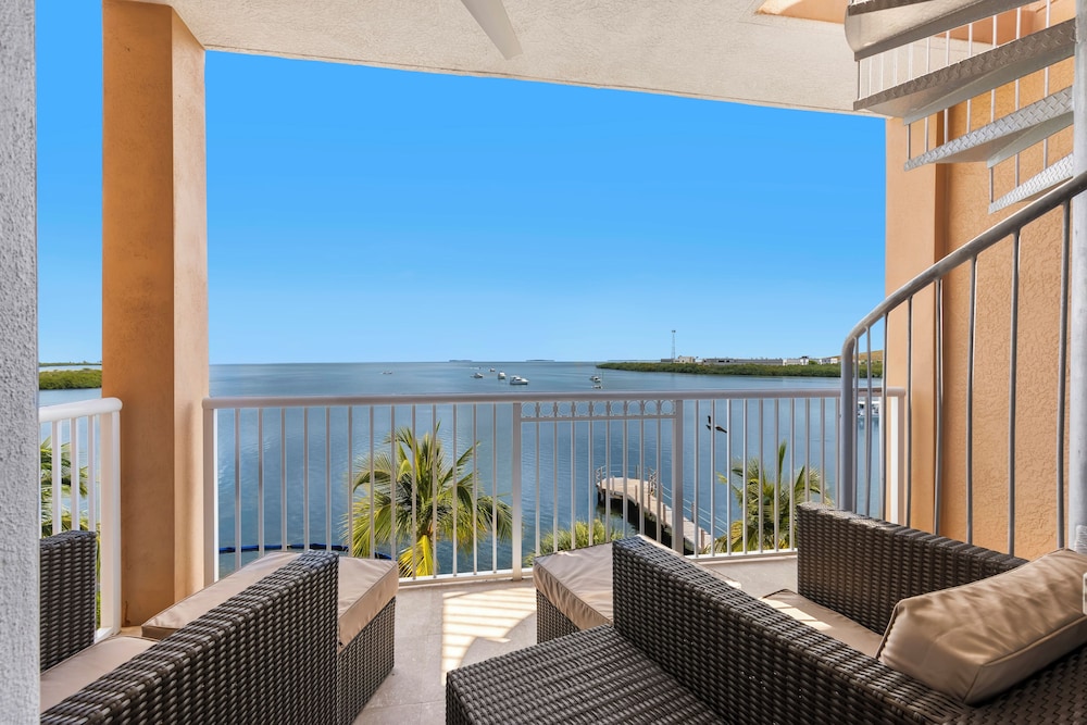 Beachside Resort & Residences - photo 157