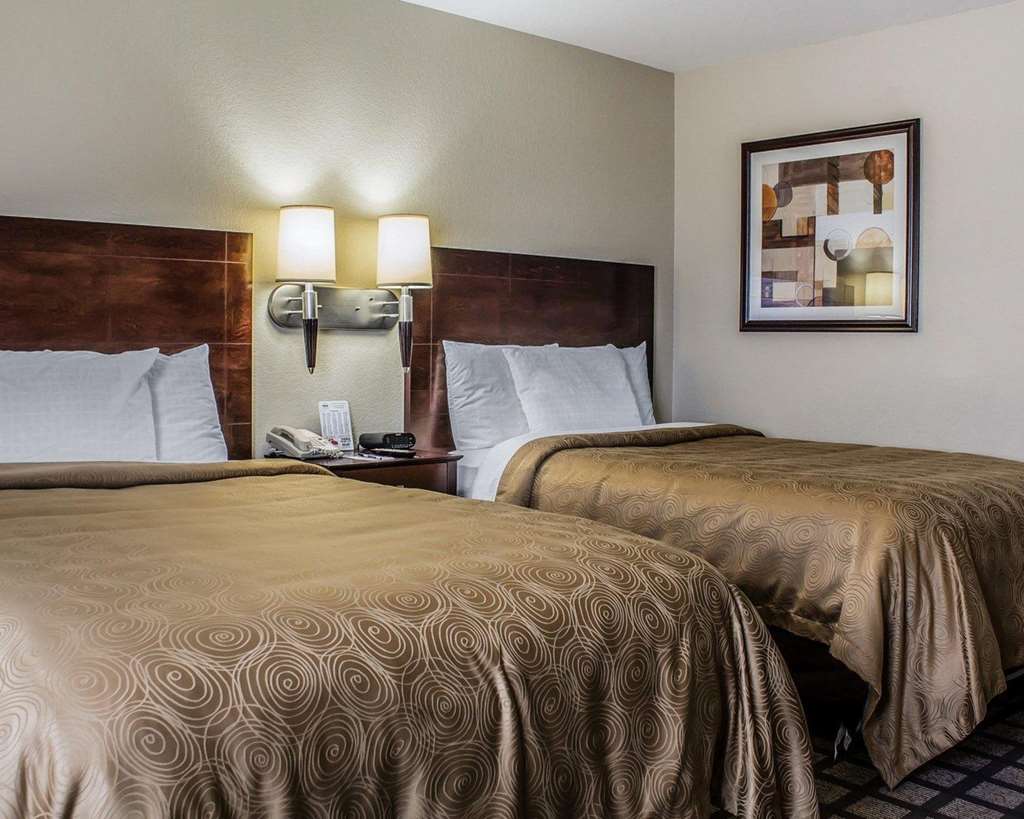MainStay Suites Coralville Iowa City - photo 21