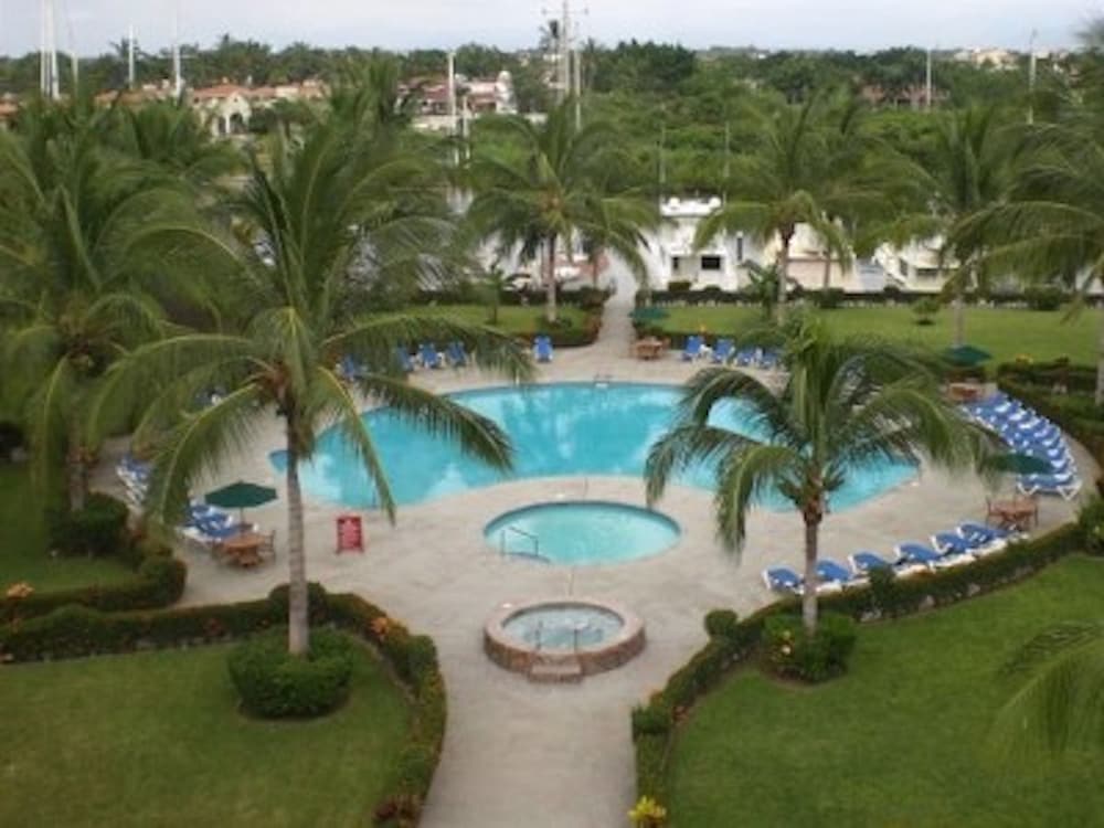 Grand Marina Villas — 4-Star Luxury Hotel in Nuevo Vallarta, Mexico