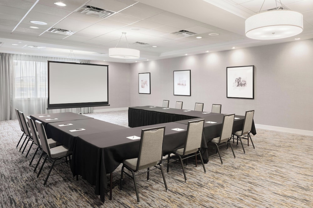 Sheraton Louisville Riverside by Marriott - photo 28