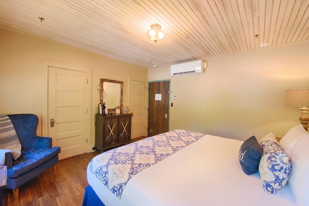 Historic Tapoco Lodge Resort - photo 9