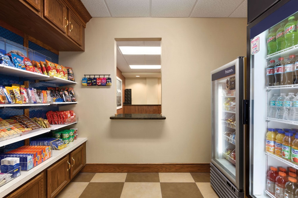 Hampton Inn & Suites Tarpon Springs - photo 32