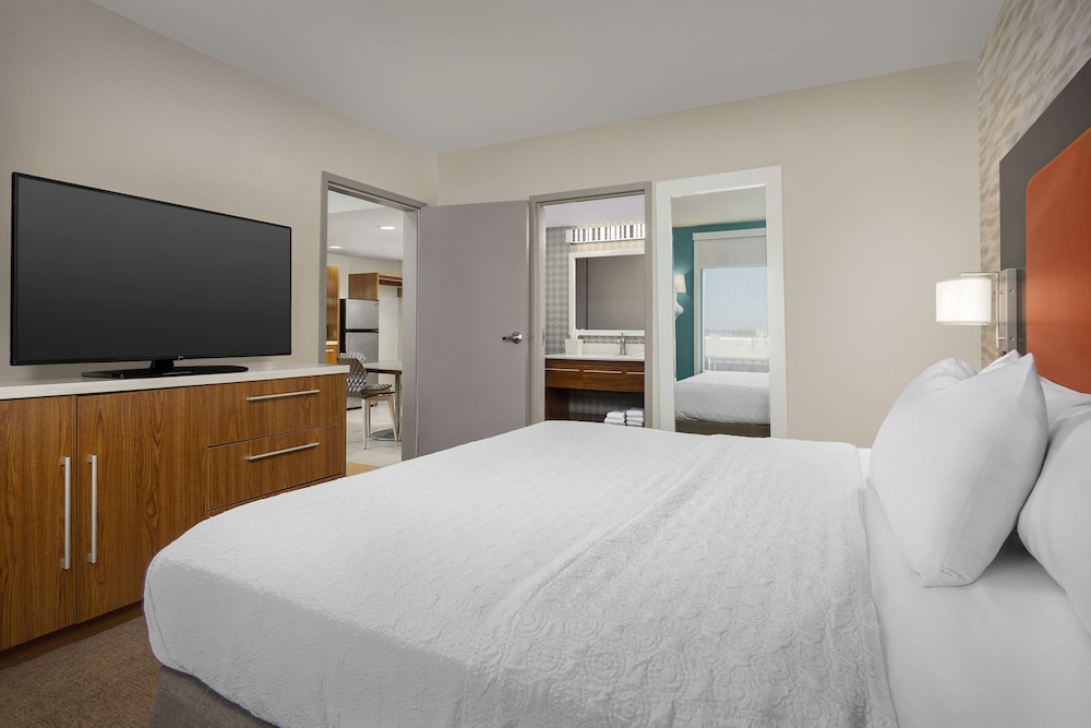 Home2 Suites by Hilton Jacksonville NC - photo 10