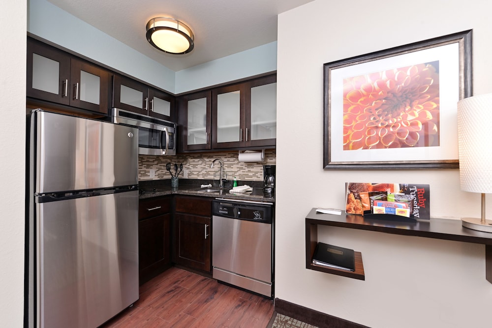 Staybridge Suites Sioux Falls by IHG - photo 6