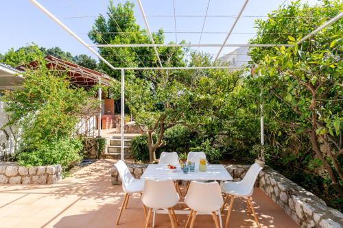 Holiday Home Mareta