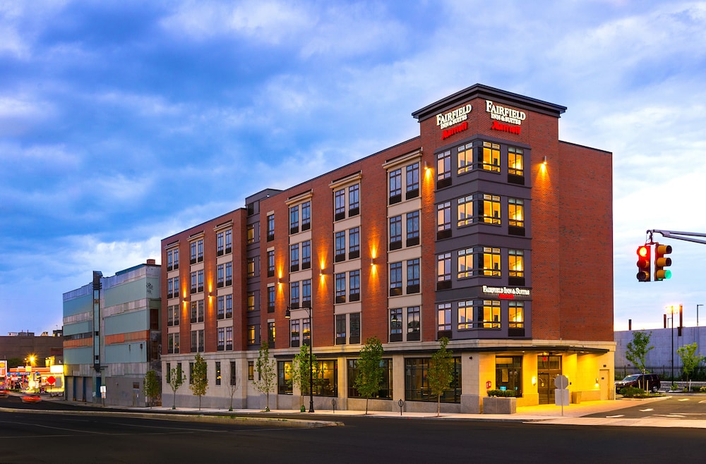 Fairfield Inn & Suites Boston Cambridge - photo 36
