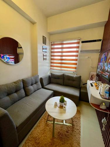 Empirestatecation at Leaf Residences - last minute hotel in Manila