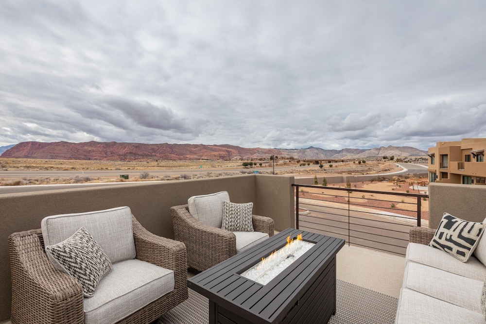 Red Rock Oasis — Saint George