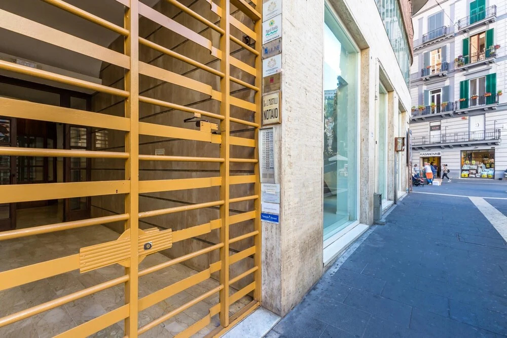 Barone Home — 4-Star Luxury Hotel in Naples, Italy