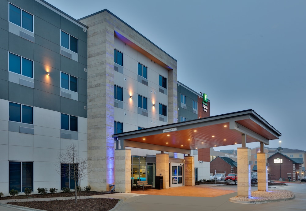 Holiday Inn Express & Suites Plano East Richardson by IHG - photo 29