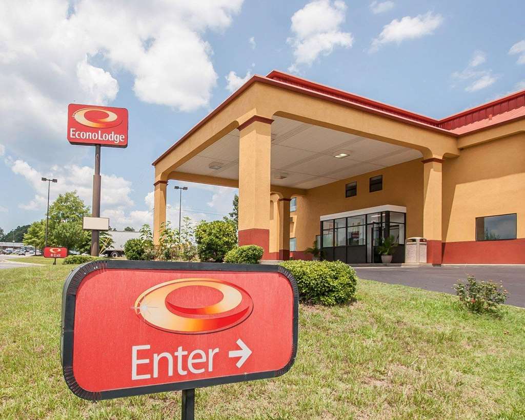 Econo Lodge Northport Tuscaloosa North - photo 2