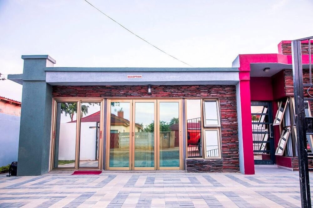 Lin.T Guest House — 4-Star Luxury Hotel in Gaborone, Botswana