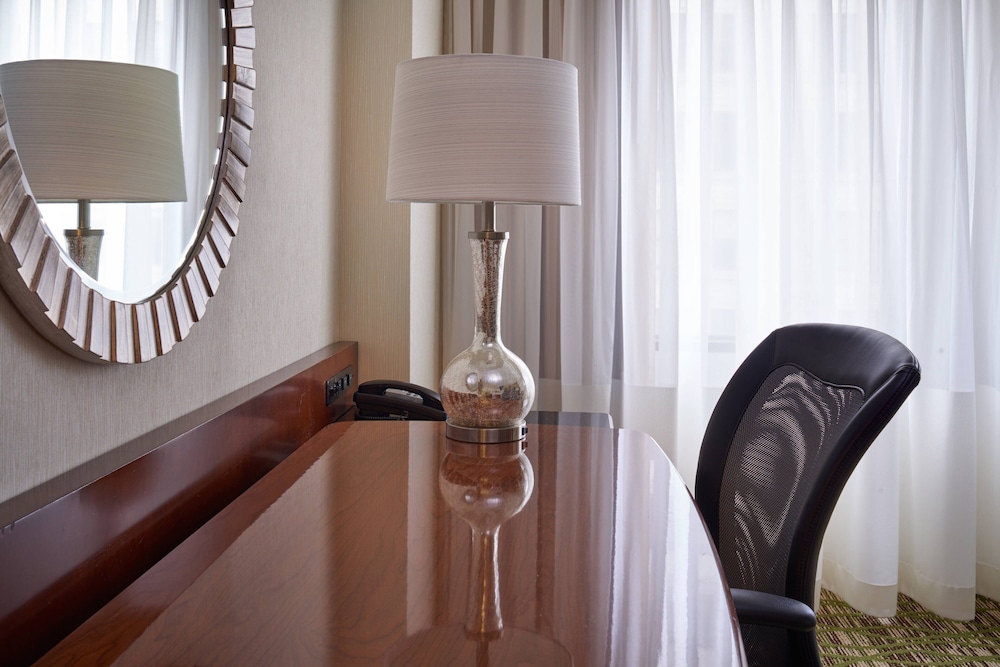 Cleveland Marriott Downtown at Key Tower - photo 13