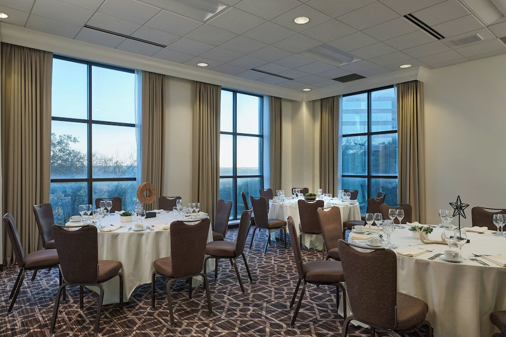 Renaissance Austin Hotel - photo 100
