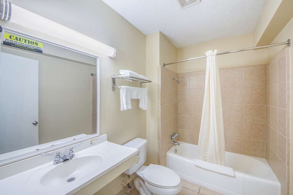 Americas Best Value Inn Giddings - photo 14
