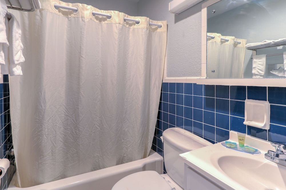 Belle Aire Motel - photo 22