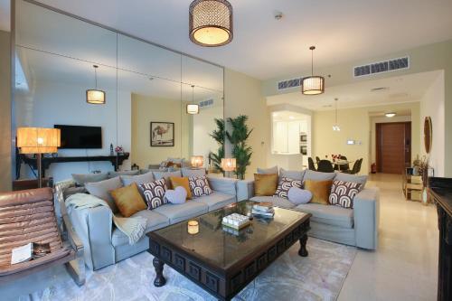 Trident Grant Residence Luxury 2BR Marina and Sea View — 4-Star Luxury Hotel in Dubai, United Arab Emirates