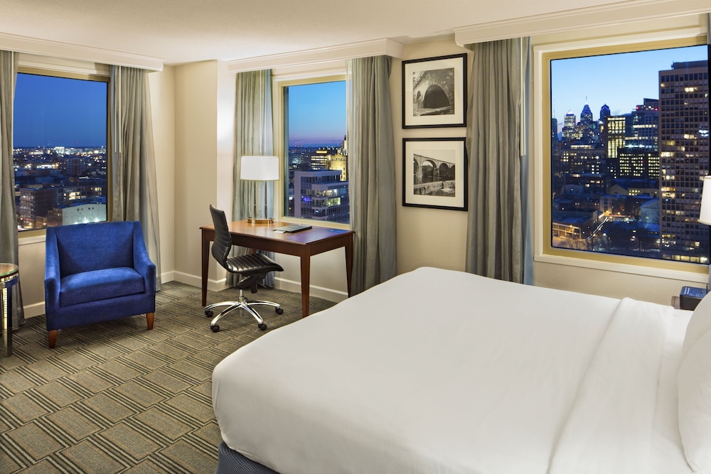 Hilton Philadelphia at Penn's Landing - photo 10