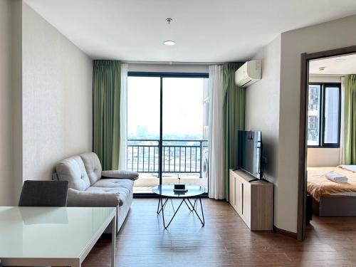 Artisan Ratchada Huge 1BR Condos