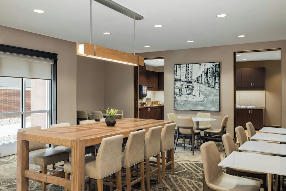 Residence Inn Des Moines Downtown - photo 29