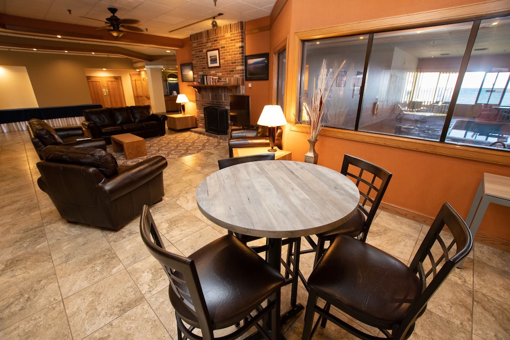 Tawas Bay Beach Resort - photo 5