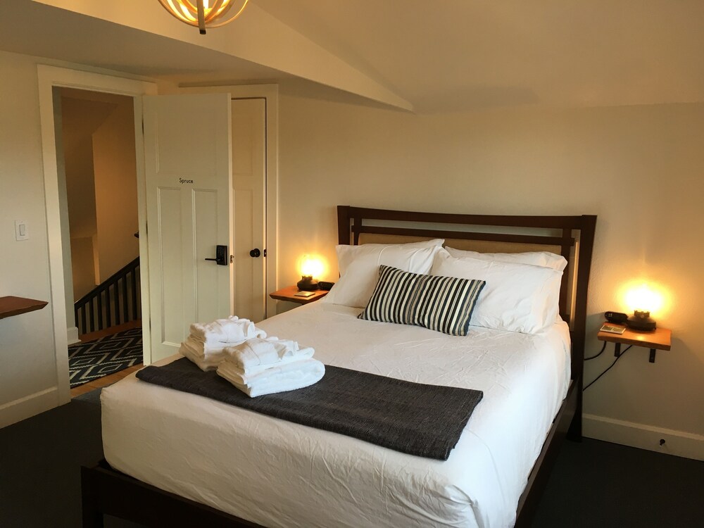 The Alberta Petite Hotel - photo 23