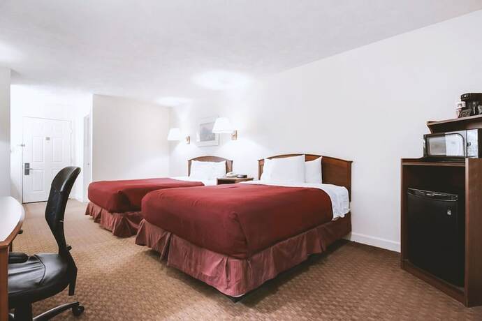 Sky Palace Inn & Suites Mccook - photo 2
