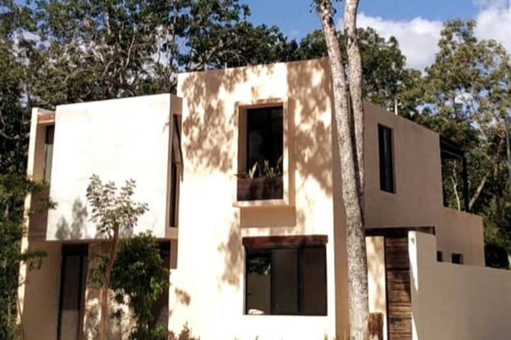 Surenna Tulum — 4-Star Luxury Hotel in Tulum, Mexico