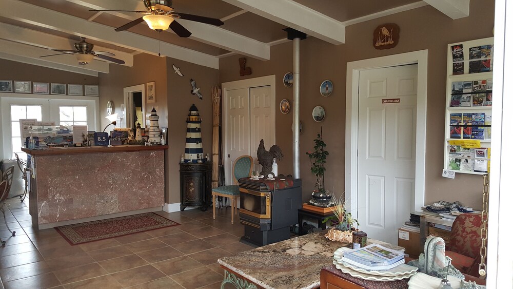 Beachwood Condos & Resort - photo 3