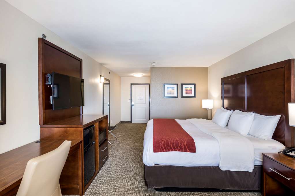 Comfort Inn Bonner Springs Kansas City - photo 13