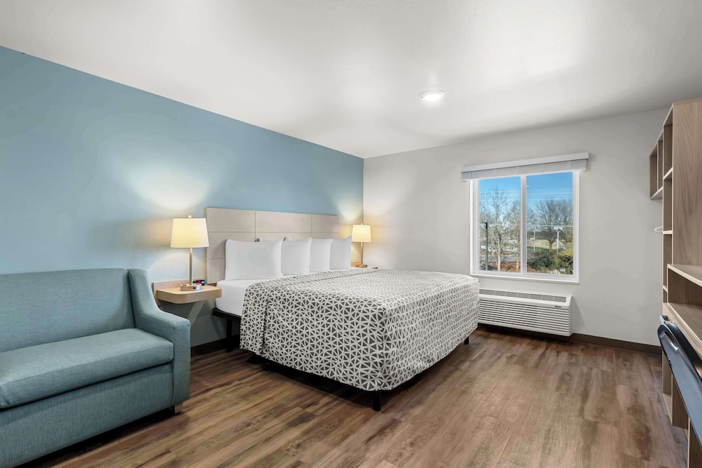 WoodSpring Suites Columbia Irmo - photo 18