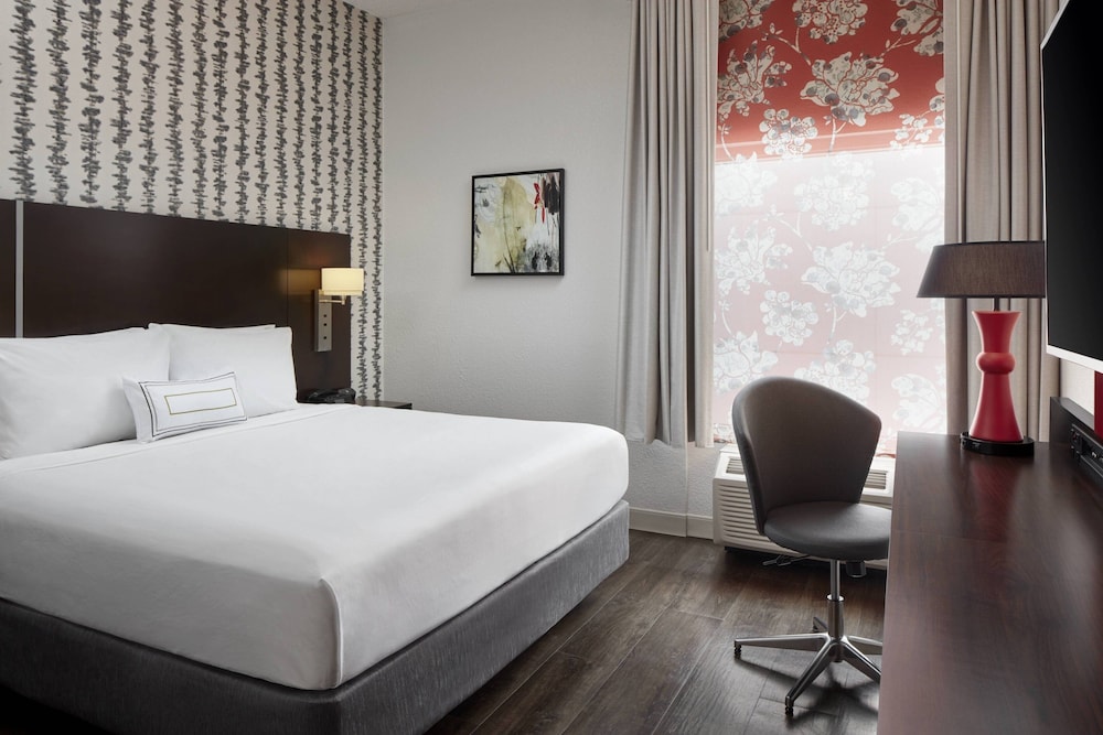 Fairfield Inn & Suites by Marriott Washington DC Downtown - photo 9