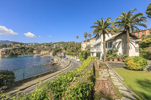 iFlat Residenza San Michele — 4-Star Luxury Hotel in Rapallo, Italy